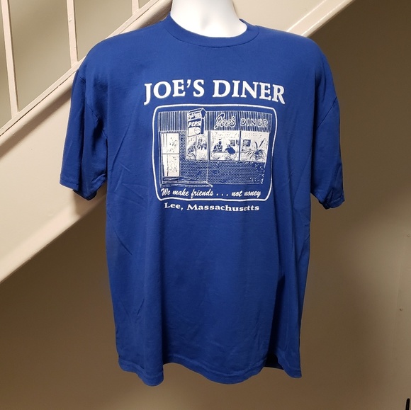 Joe's Diner of Lee, Massachusetts Large T-Shirt - Picture 1 of 7